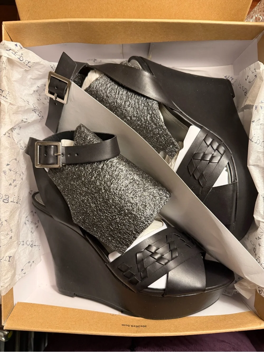 Índigo Black Platform Wedge Sandals Size 9 New In Box Gift